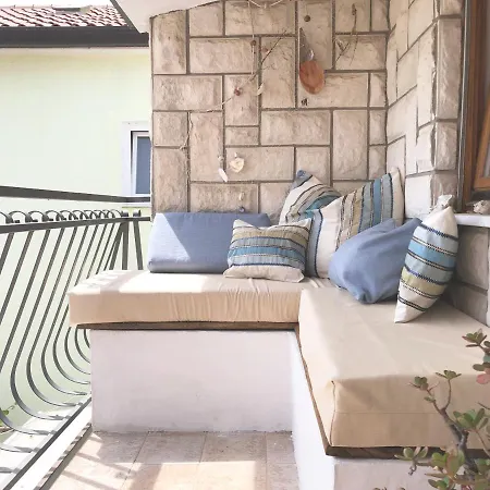 Appartamento Casa Tonida Umago Esterno foto