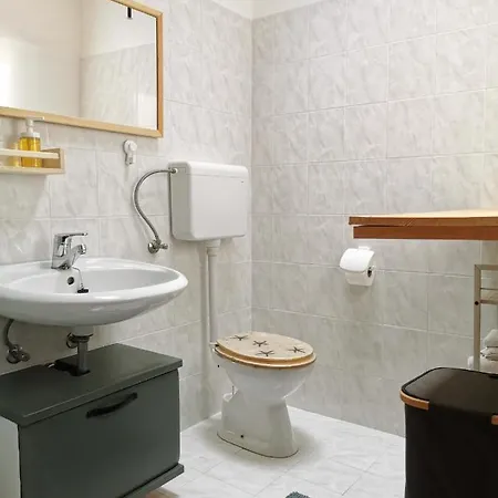 Appartamento Casa Tonida Umago Esterno foto